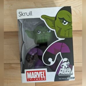 Hasbro Mighty Muggs Skrull